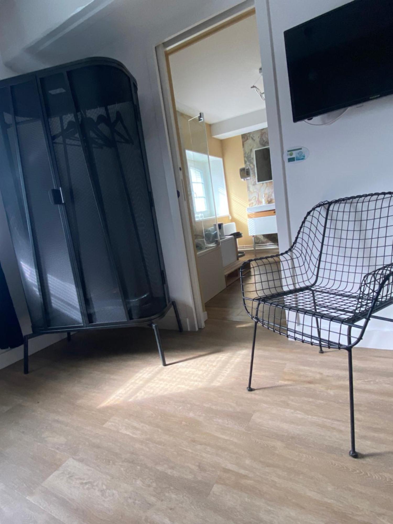 Suite En Terrasse A Cognac Exteriér fotografie
