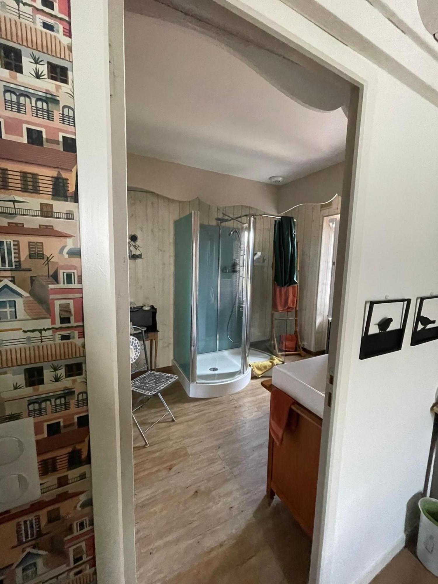Suite En Terrasse A Cognac Exteriér fotografie