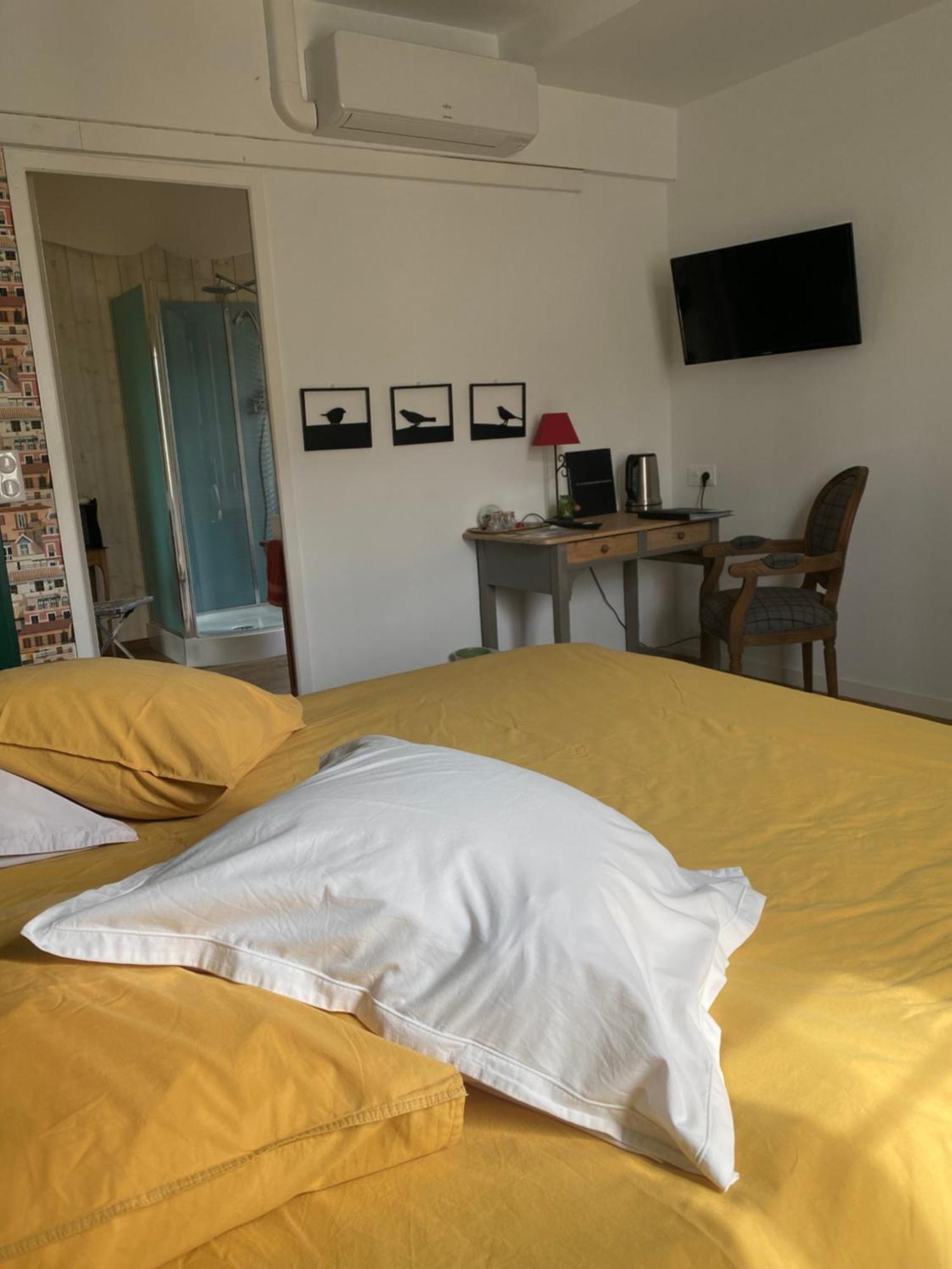 Suite En Terrasse A Cognac Exteriér fotografie